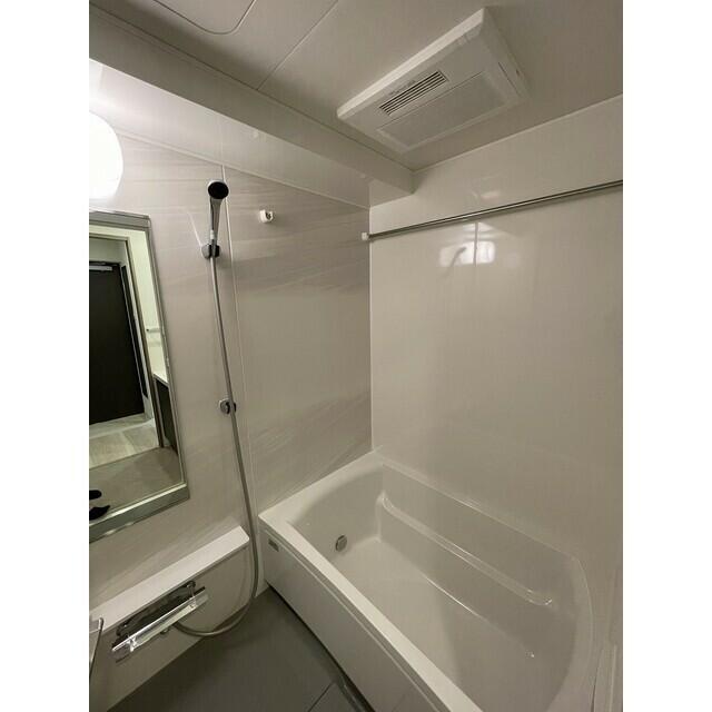 175000