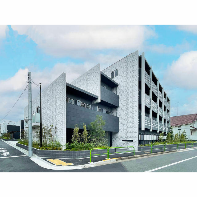 185000