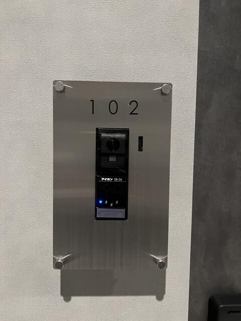213000