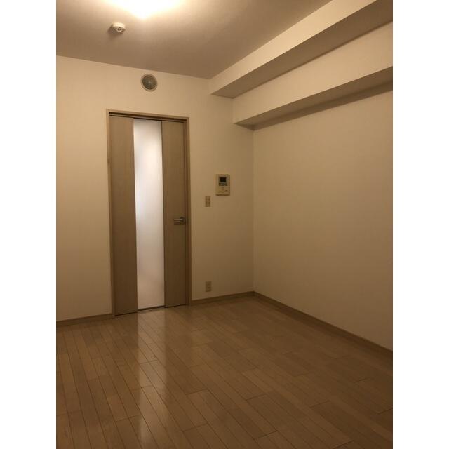 159000
