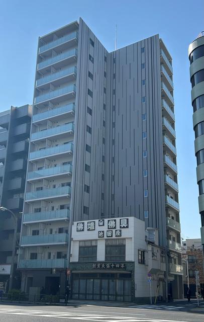 193000