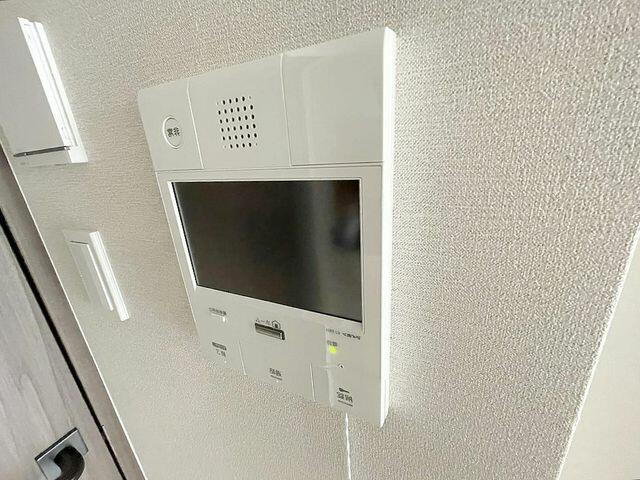 355400