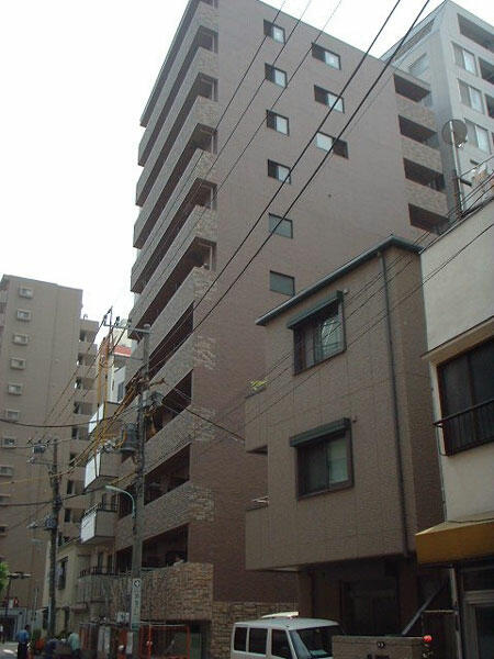 185000