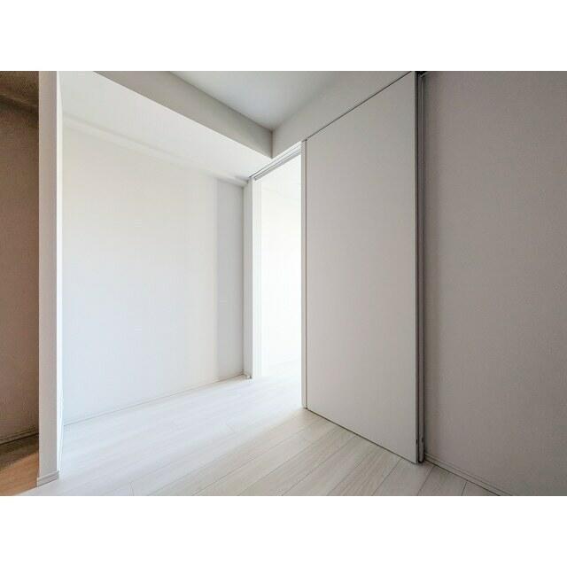 157500