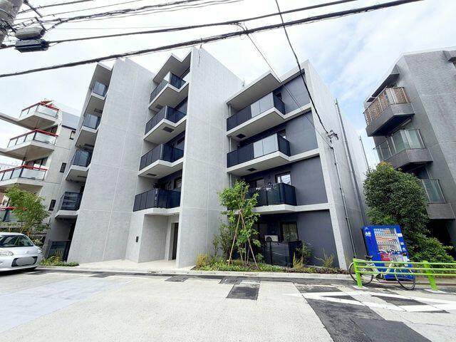 387000