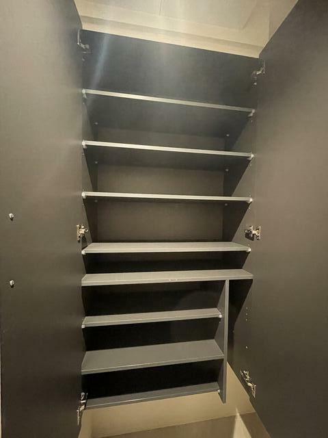 227000