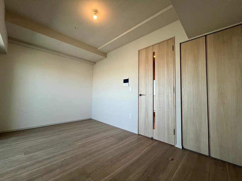 152000