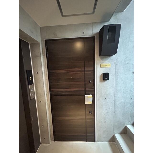 162000