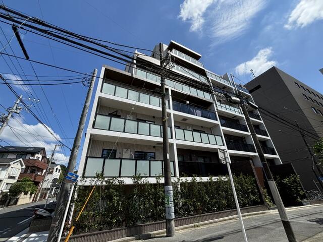 230000