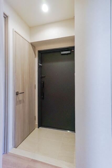 202000