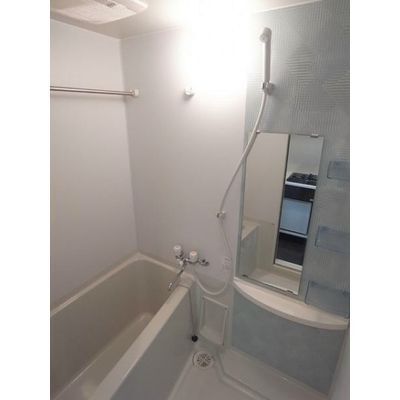 172000