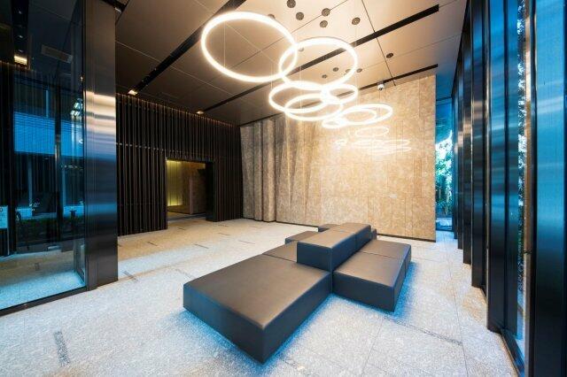 290000