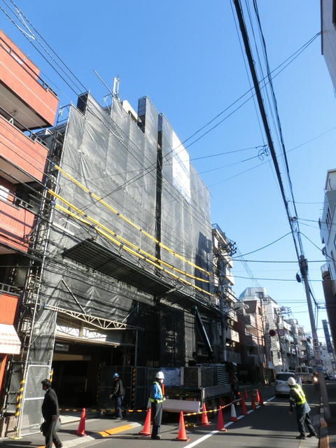 190000