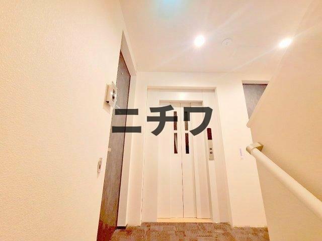 290500