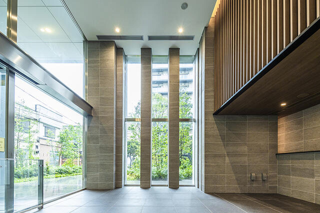 475000
