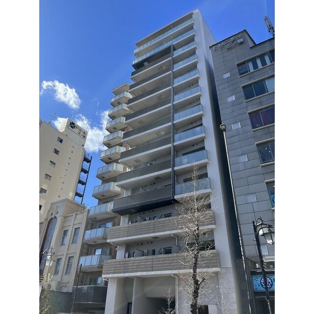 215000