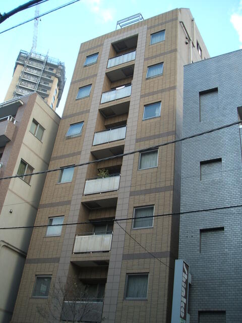 172000