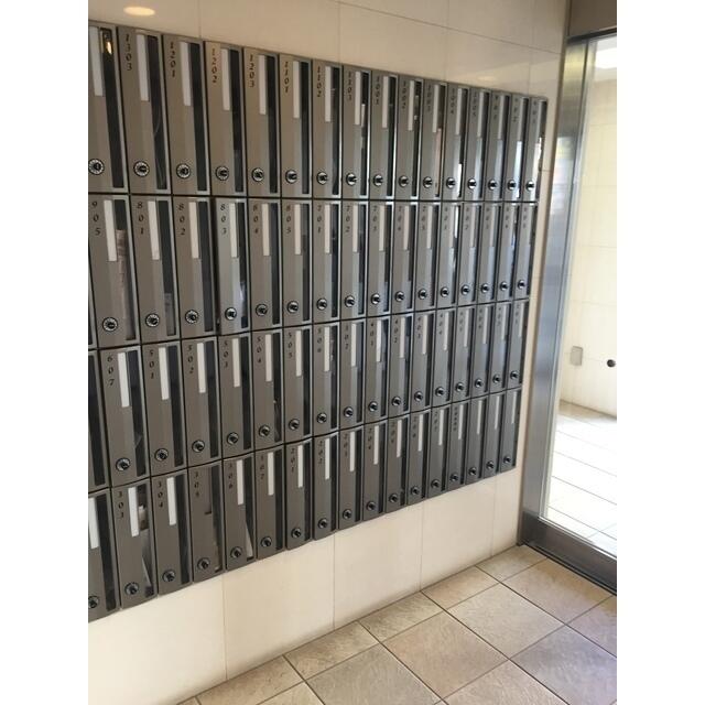 223000