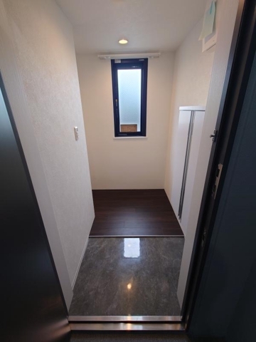 190000