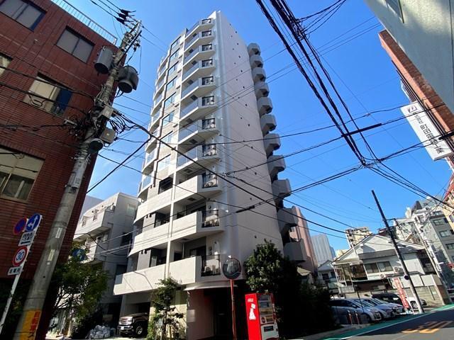 276000