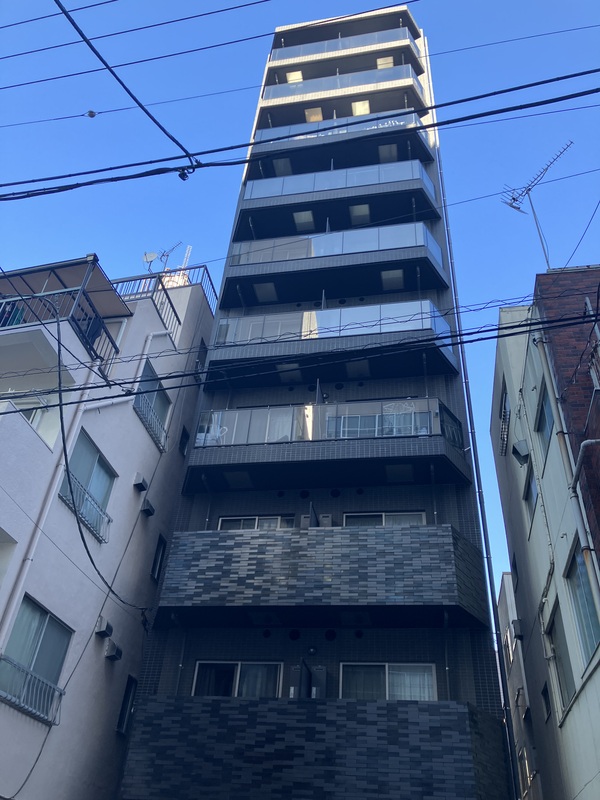 152000