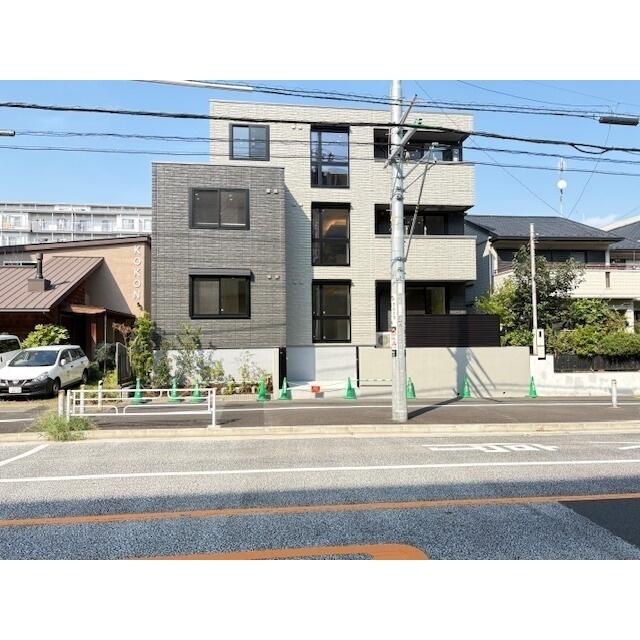 240500