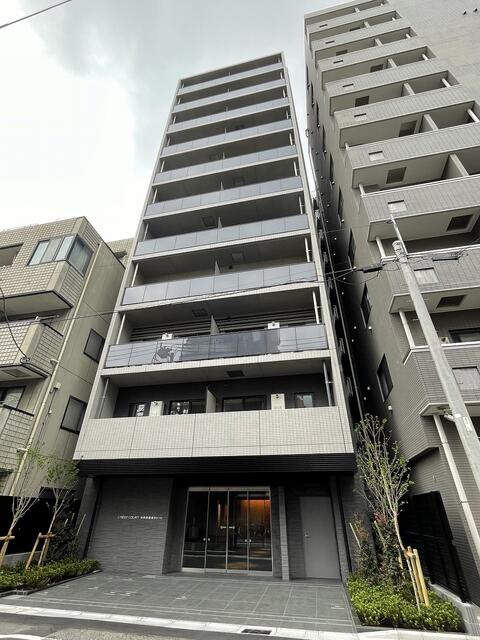152000