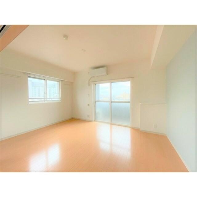 162000
