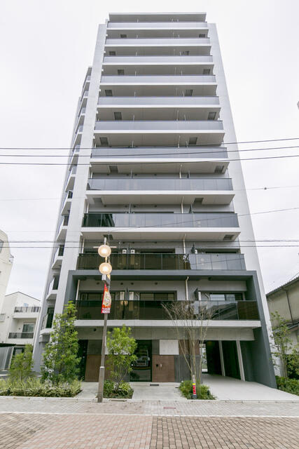 175000