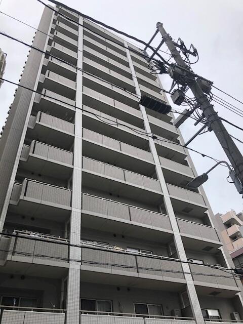 152000