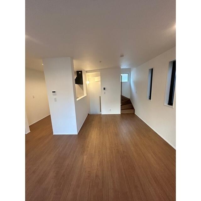 250000