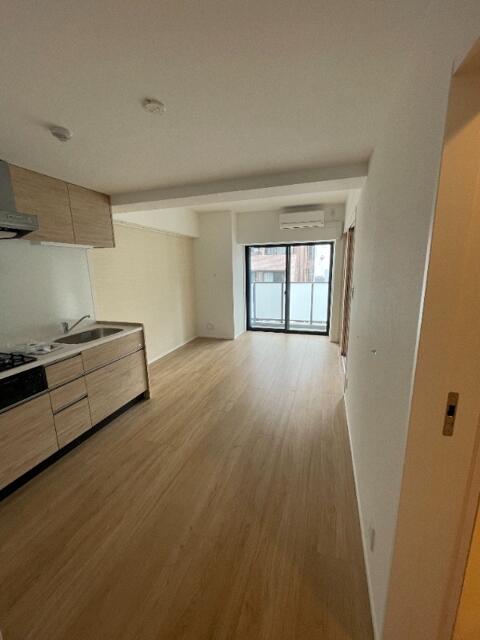264000