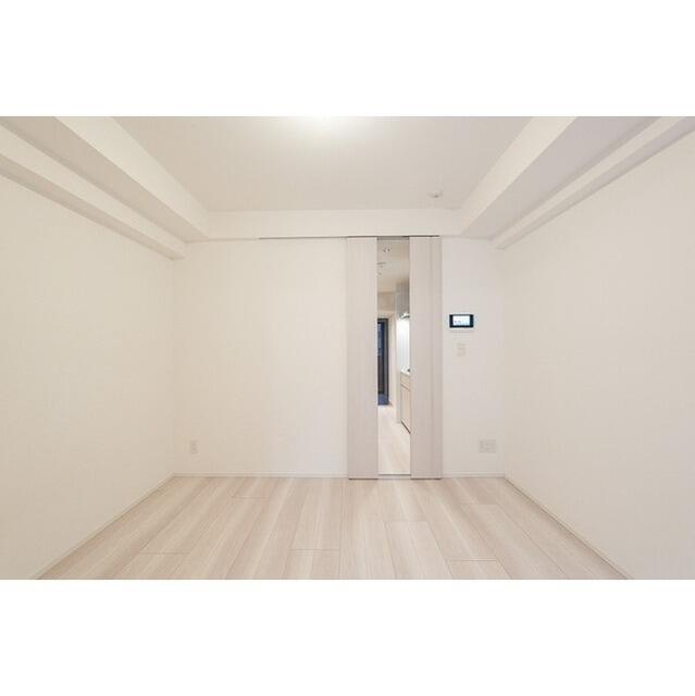 162000