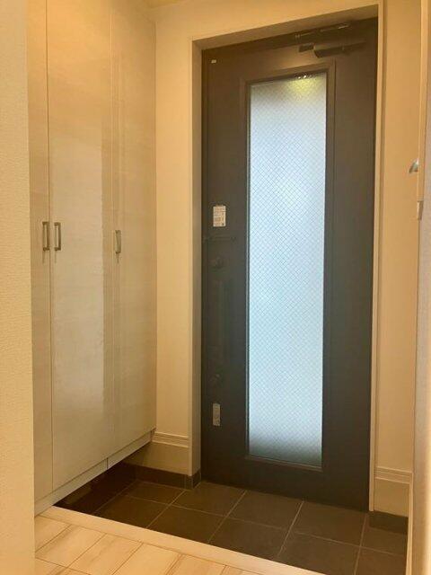 175000