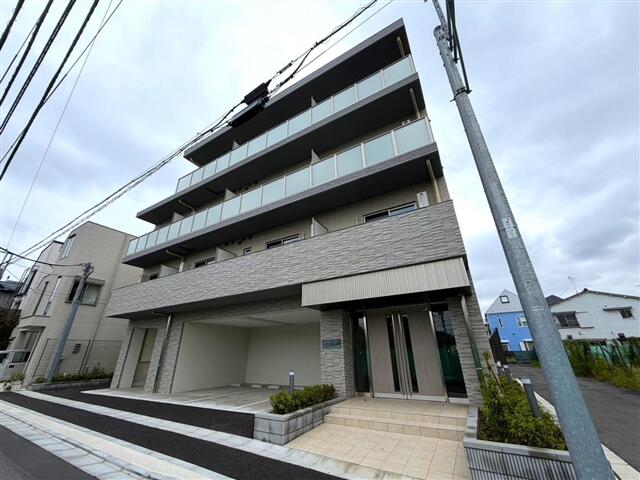 215000