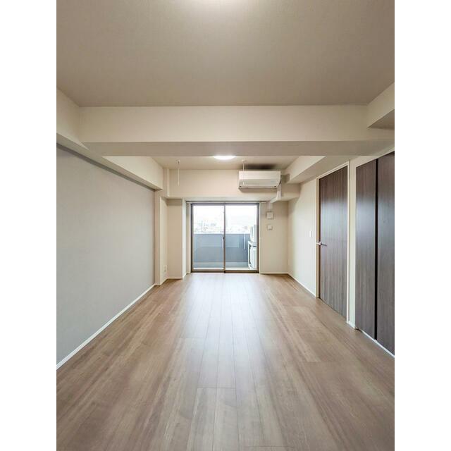 280000
