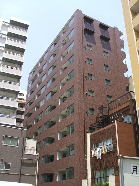 185000