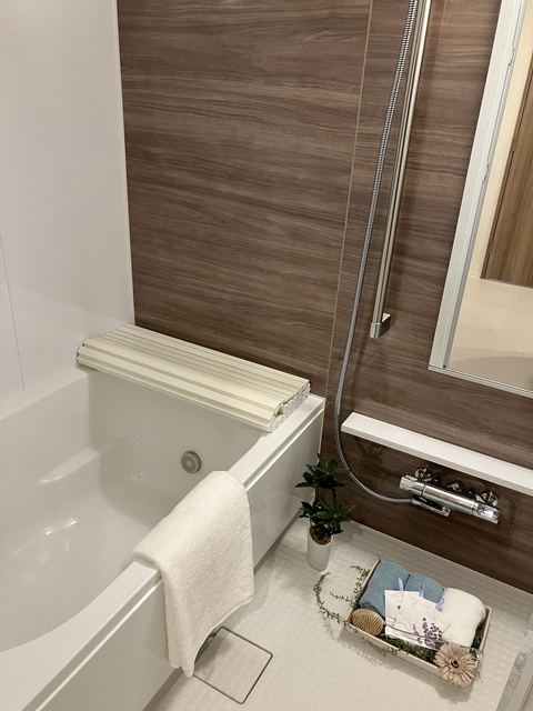 260000