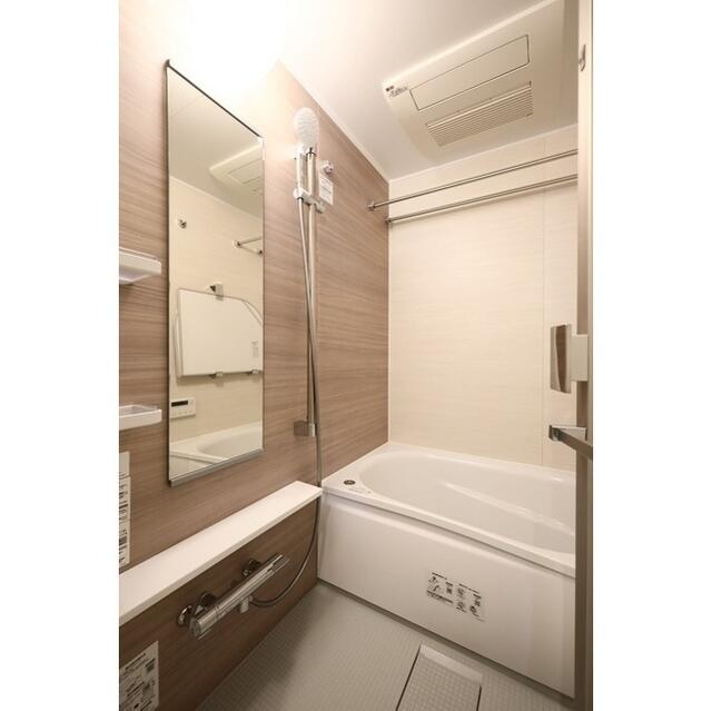 159000