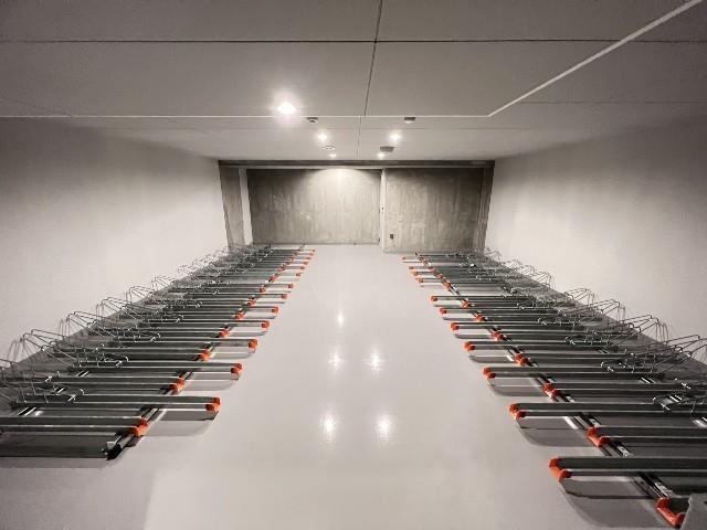 349000