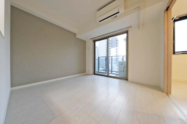 201000