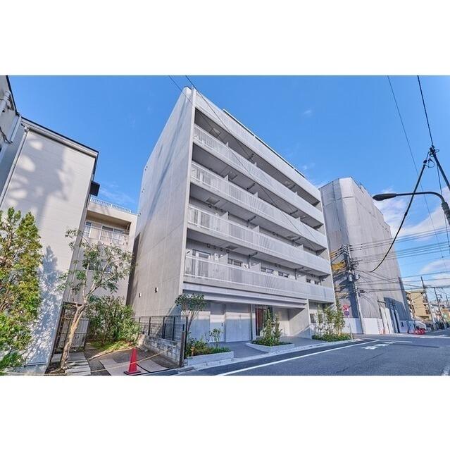 233000
