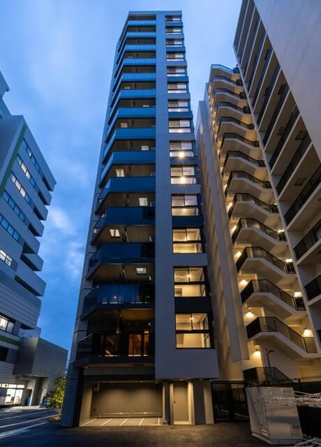 260000