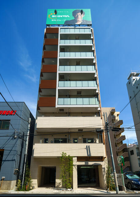 162000