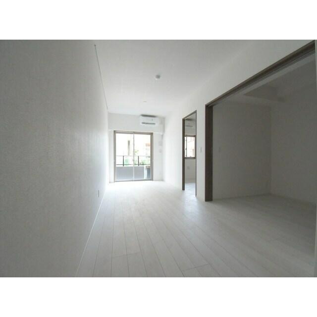 207000