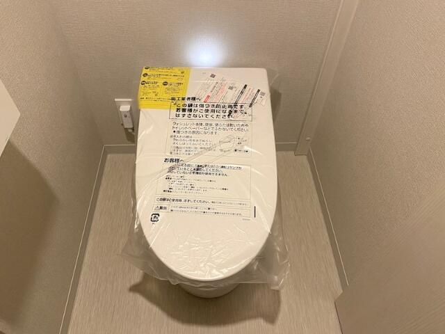 350000
