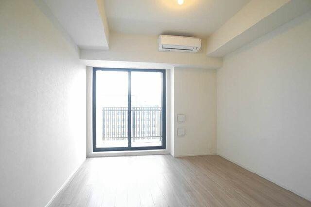 164000