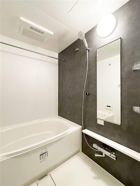 244500