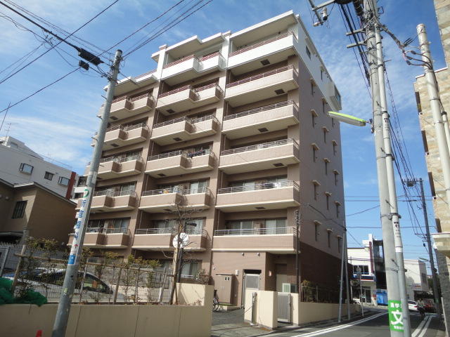 240000