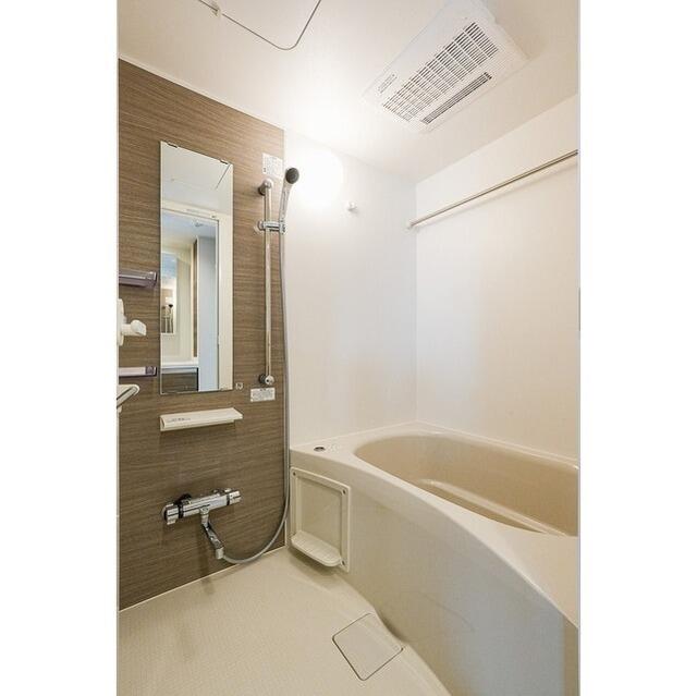 176000